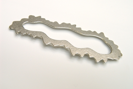 Brooch, ���Every cloud has a silver lining���, 1998. silver, 8x2,5cm, � 165,-