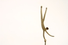 3 ‘Acrobat’, 14k gold, 12cm, € 145,-